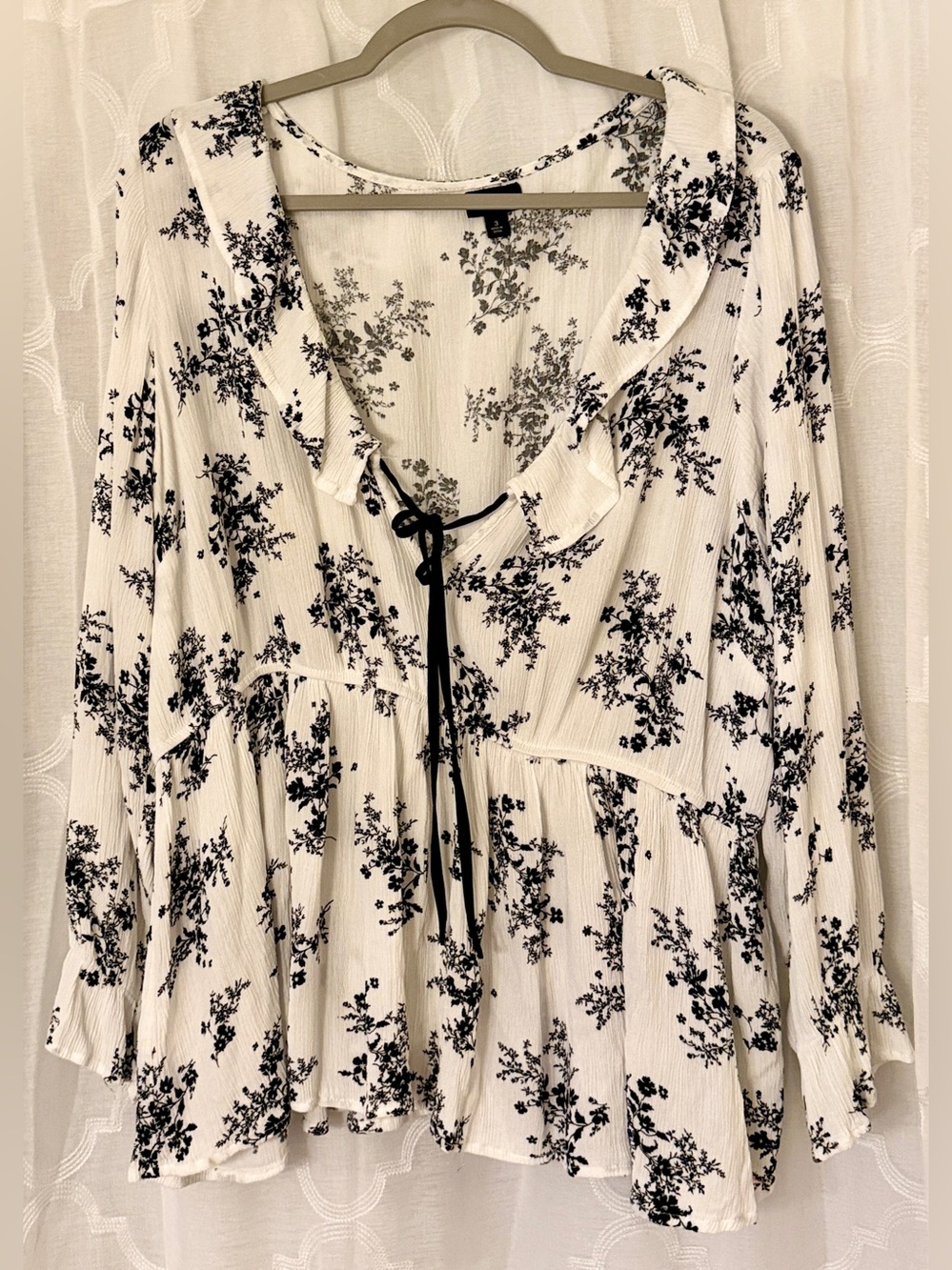 Torrid White Black Floral Boho Babydoll Blouse Size 3